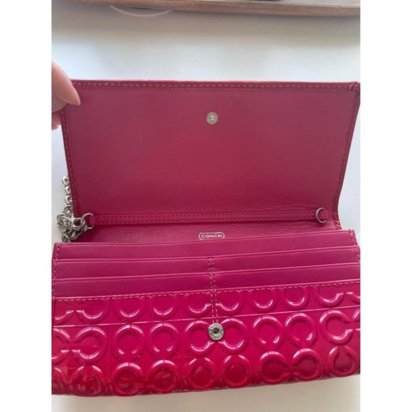 New Coach Wallet - Picture 3 of 7